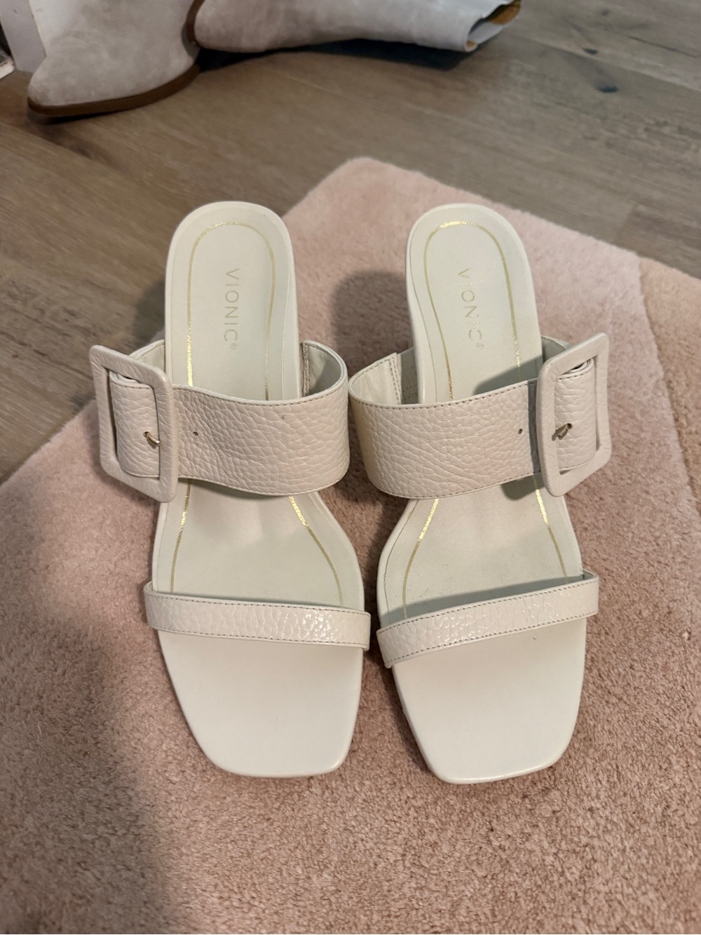 Vionic Cream Buckle Slide Mules